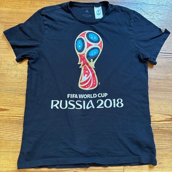Adidas black Fifa World Cup Russia 2018 short sleeve tee shirt SIZE L - Picture 1 of 4